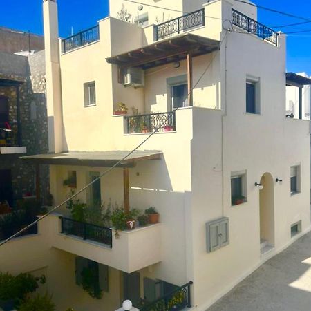 Independent Agapitos Apart , 2Bdrm, Private Patio Naxos City 外观 照片