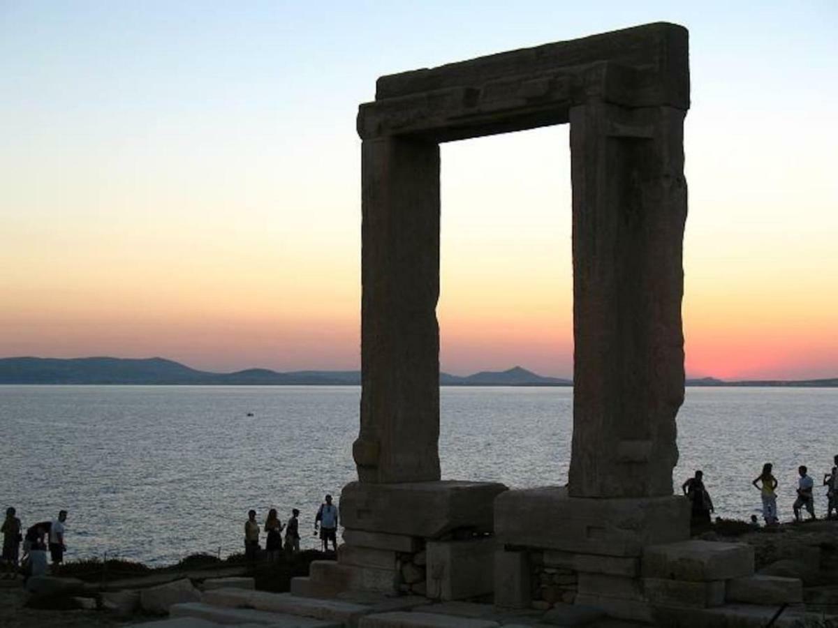 Independent Agapitos Apart , 2Bdrm, Private Patio Naxos City 外观 照片