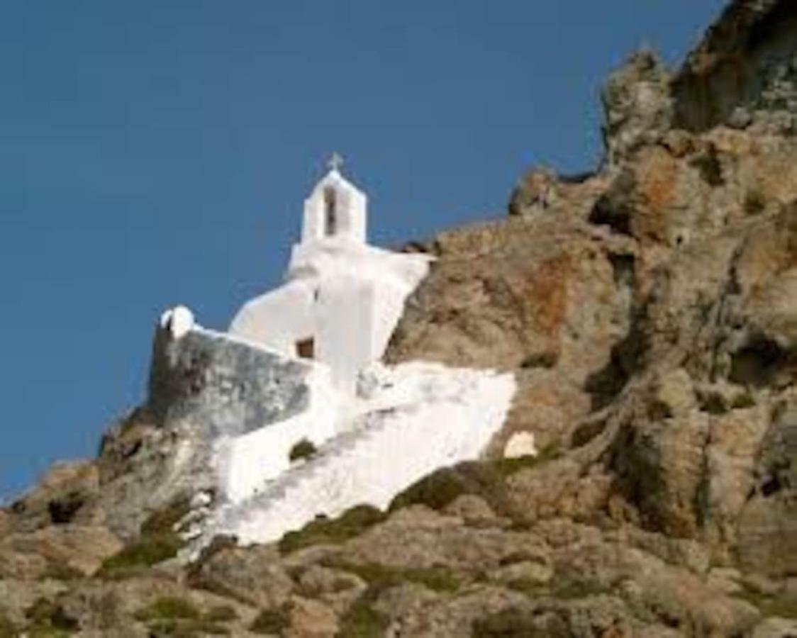 Independent Agapitos Apart , 2Bdrm, Private Patio Naxos City 外观 照片